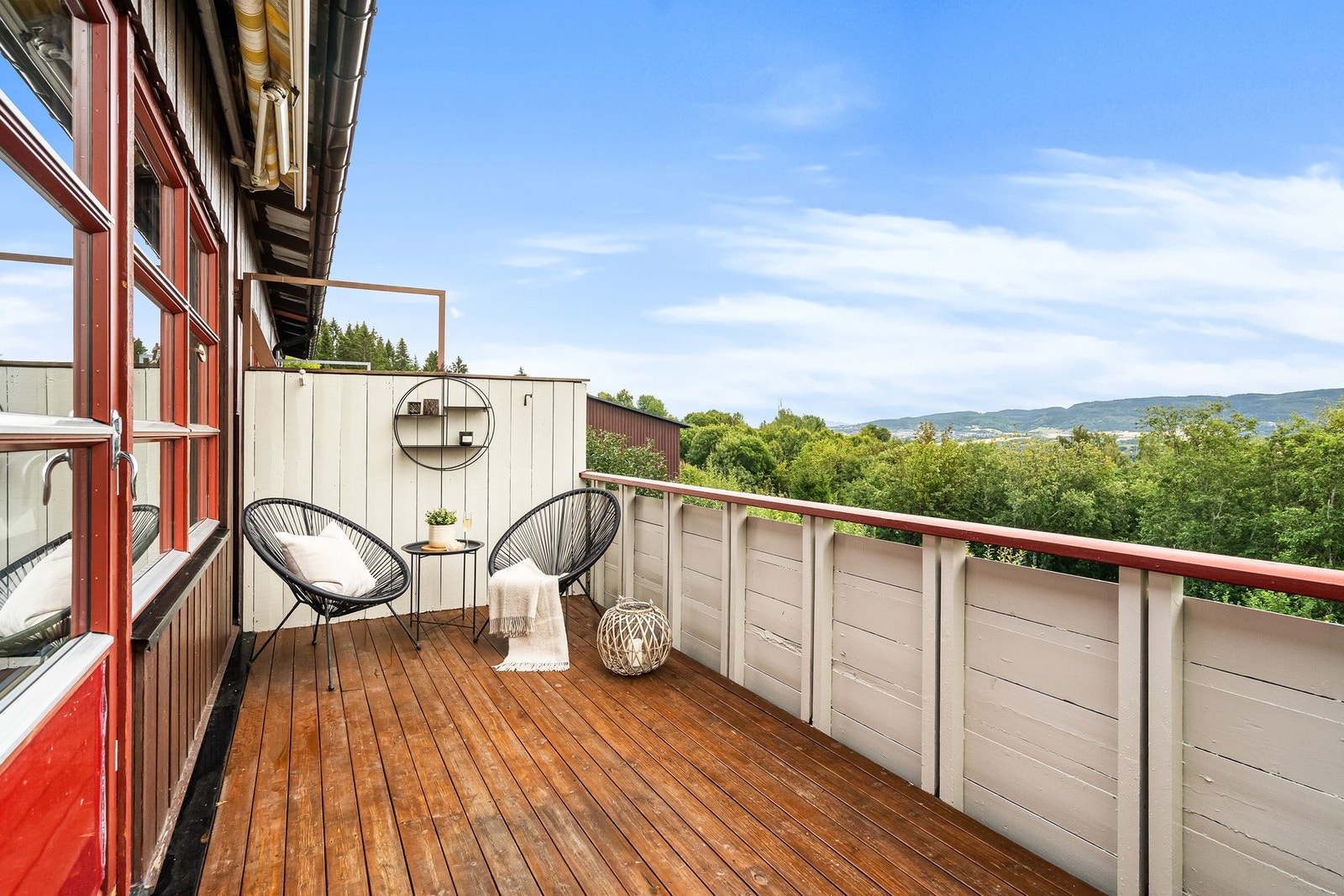 Plass til ønsket utemøblement. Galleribilde