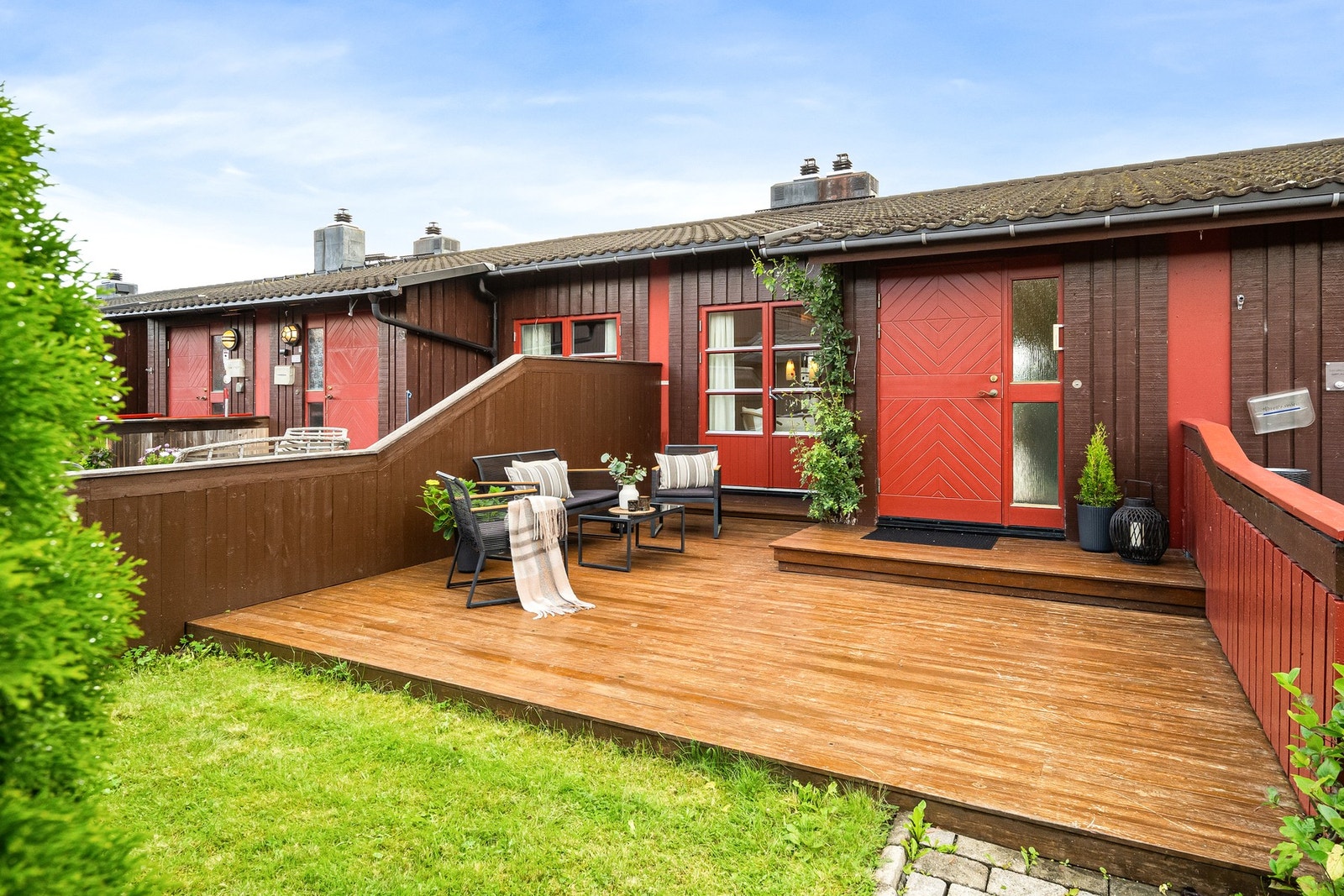 EiendomsMegler 1 v/ June Marie Brovold har gleden av å presentere Kolsåsen 9 M. Galleribilde