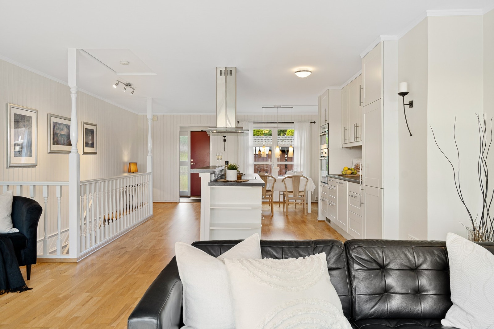 Åpen stue/kjøkken løsning på 47,9 kvm. Galleribilde