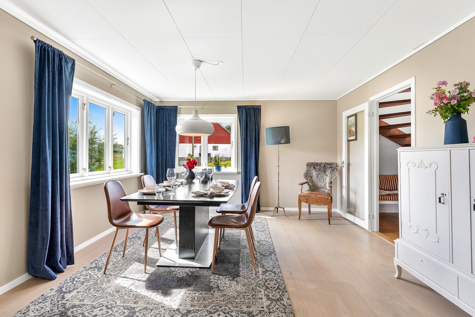 Spisestue. Galleribilde