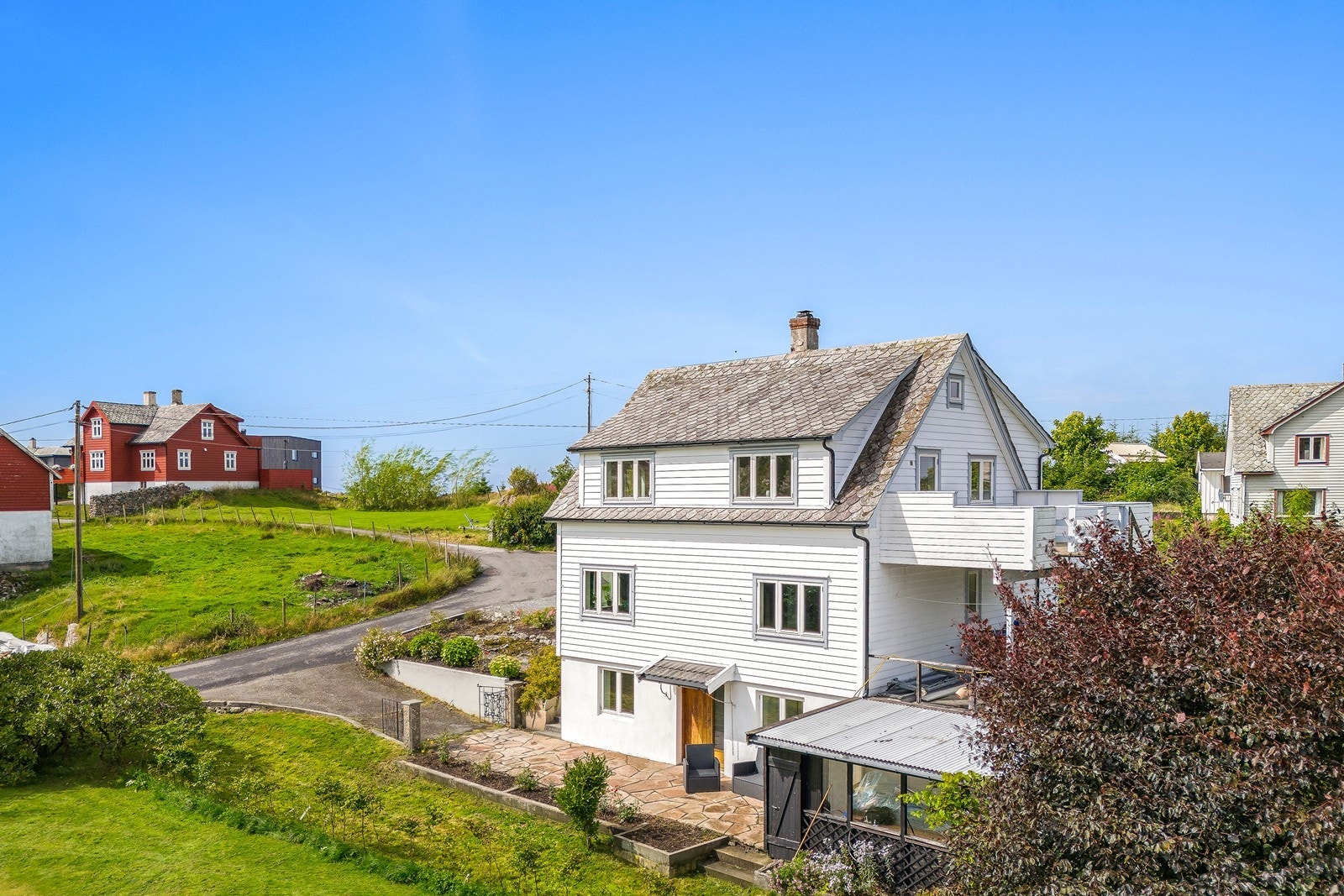 Boligen har en flott beliggenhet på Meling på vestsiden av Bømlo. Galleribilde