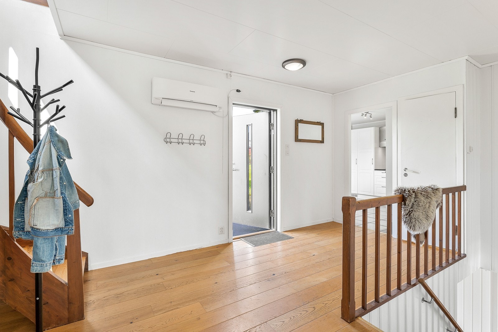 Varmepumpe i entré som er praktisk for kalde dager. Galleribilde