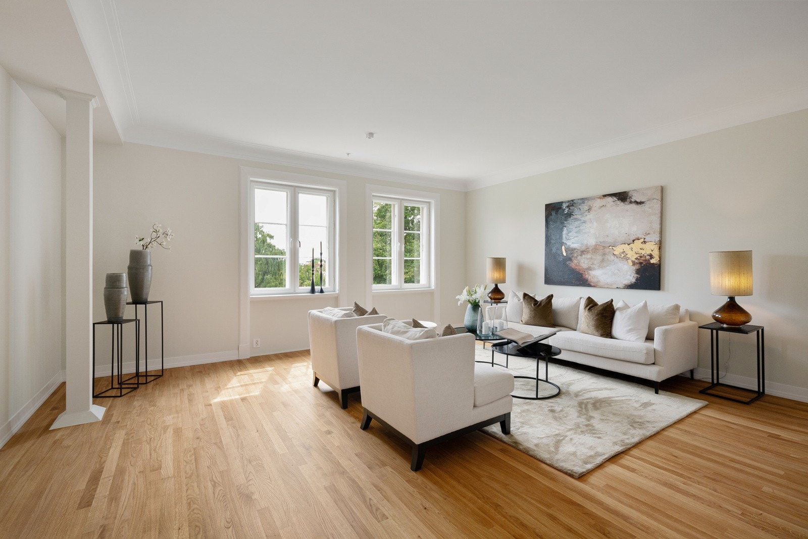 Stor og luftig stue Galleribilde