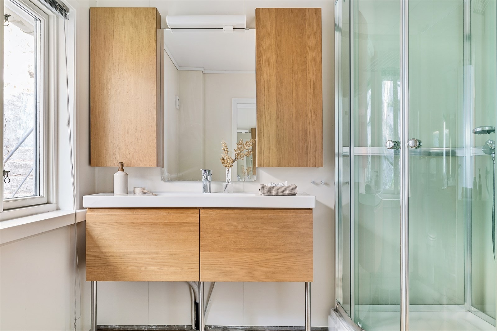 Badet er av eldre dato og det bør påregnes utbedringer. Galleribilde