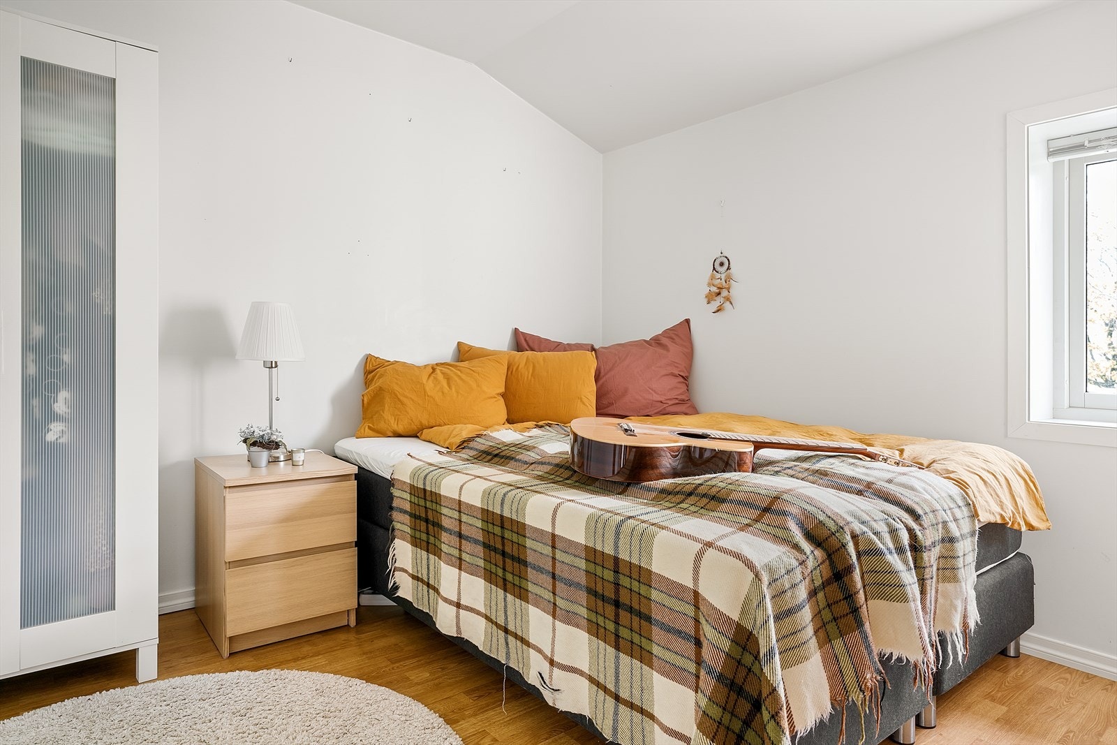 I denne etasjen er det to romslige soverom på 9m² og 6,6m². Galleribilde