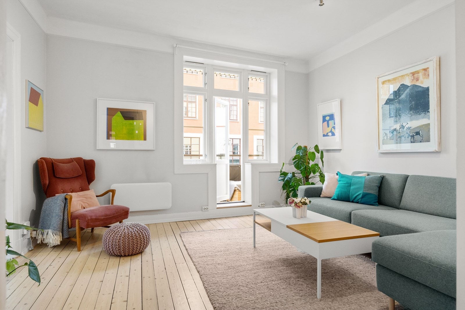 Velkommen til Trøndergata 9A - en lys og velholdt 2(3)-roms hjørneleilighet i hjertet av Torshov. Galleribilde