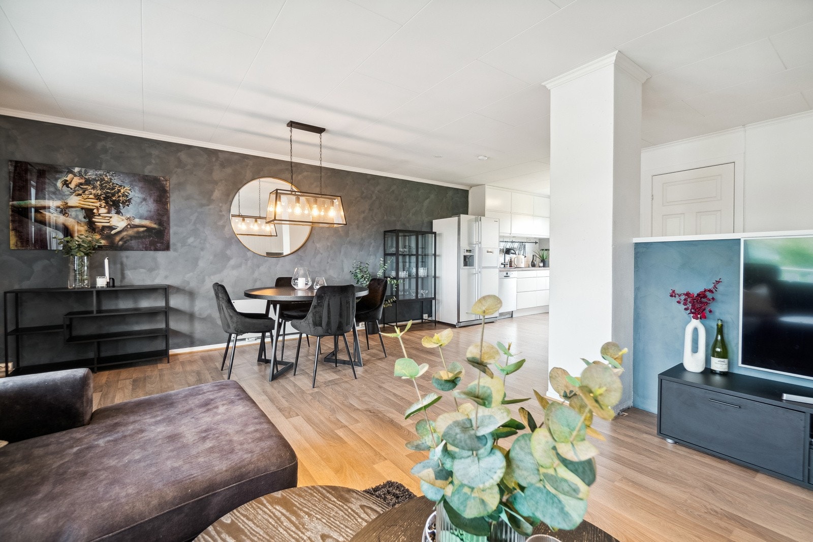 Kristine Knudsen har gleden av å presentere deg Stjerneveien 19D! Galleribilde