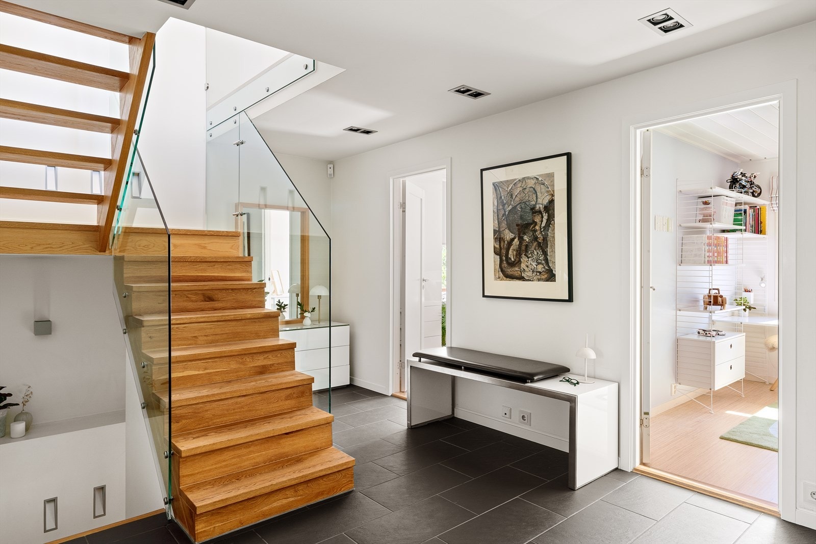 Solid tretrapp med herdet glass fra 2007 Galleribilde