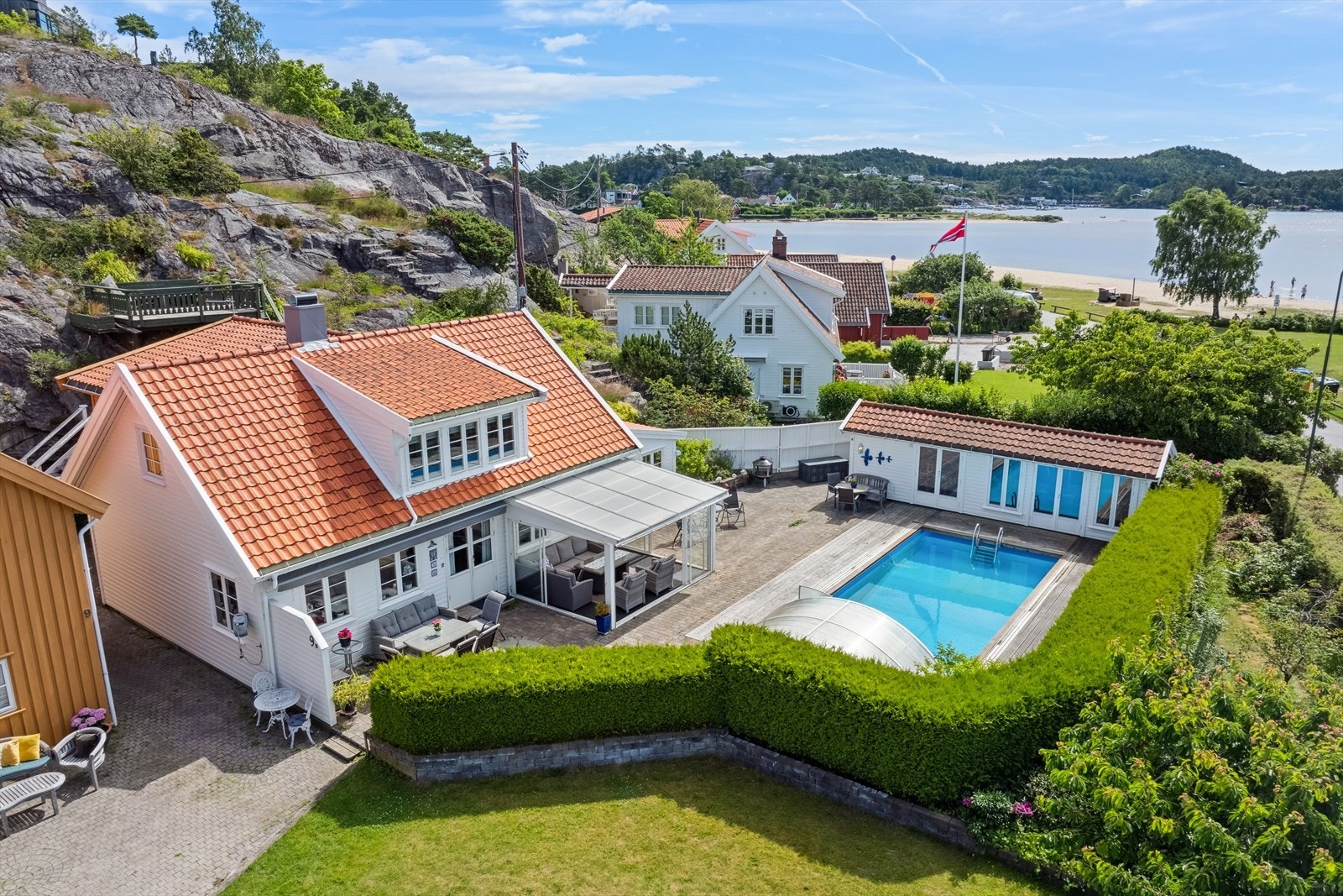 Sørmegleren/ Jon A Røsstad presenterer Høllesanden 9 A/B Galleribilde
