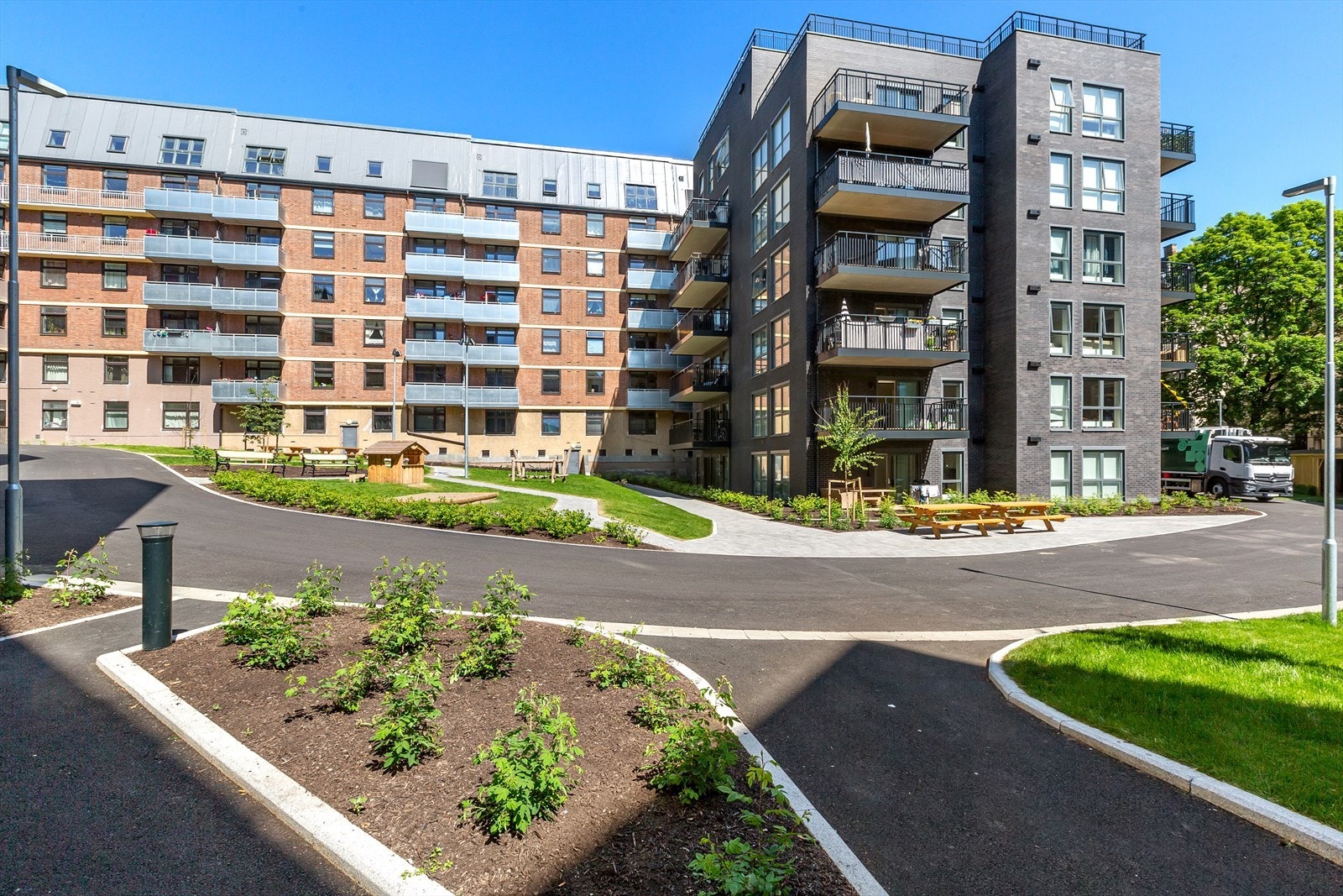 Her finner du også diverse beplantning og plenarealer. Galleribilde