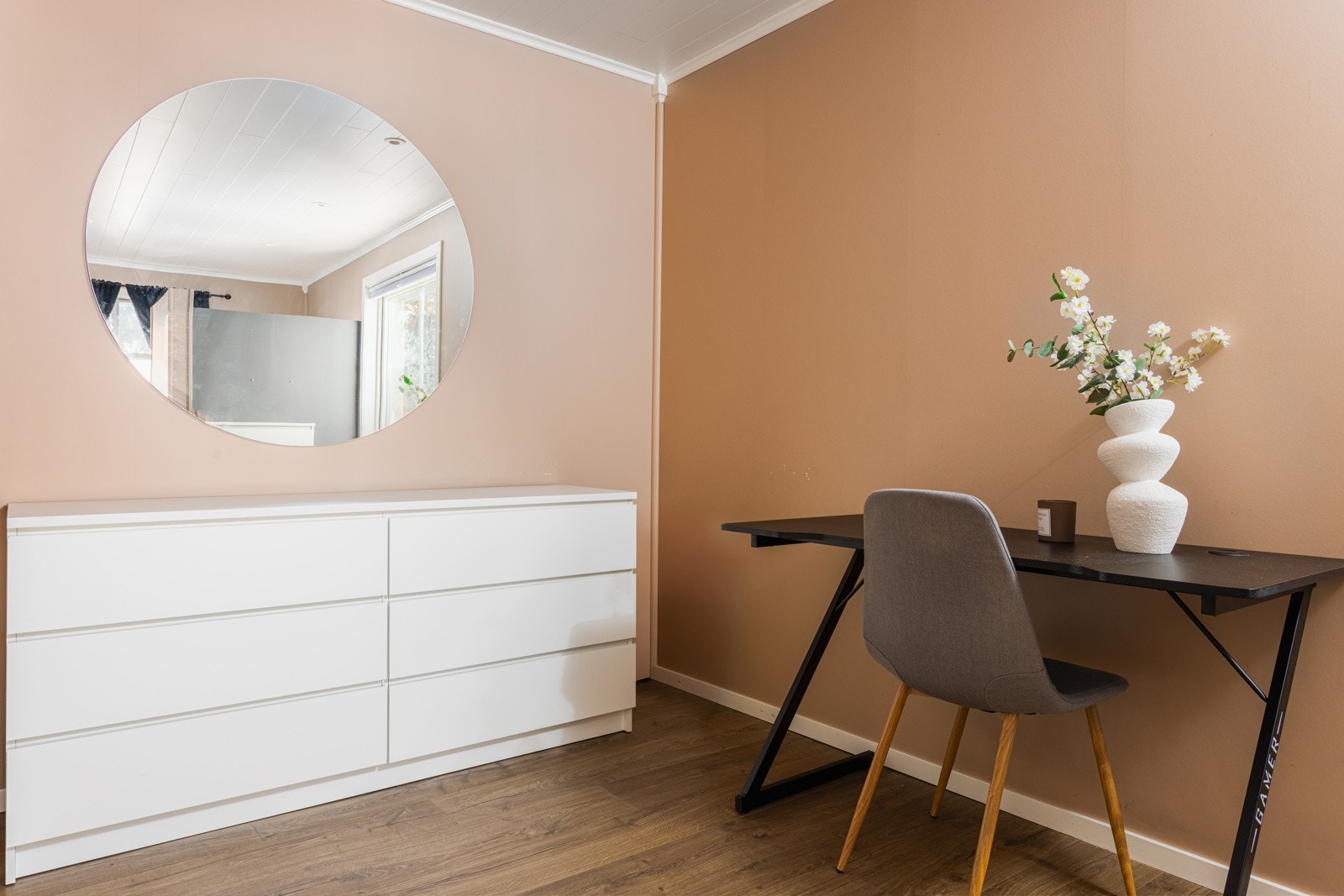 Her får du plass til å innrede slik du ønsker da rommet er godt utnyttet. Galleribilde