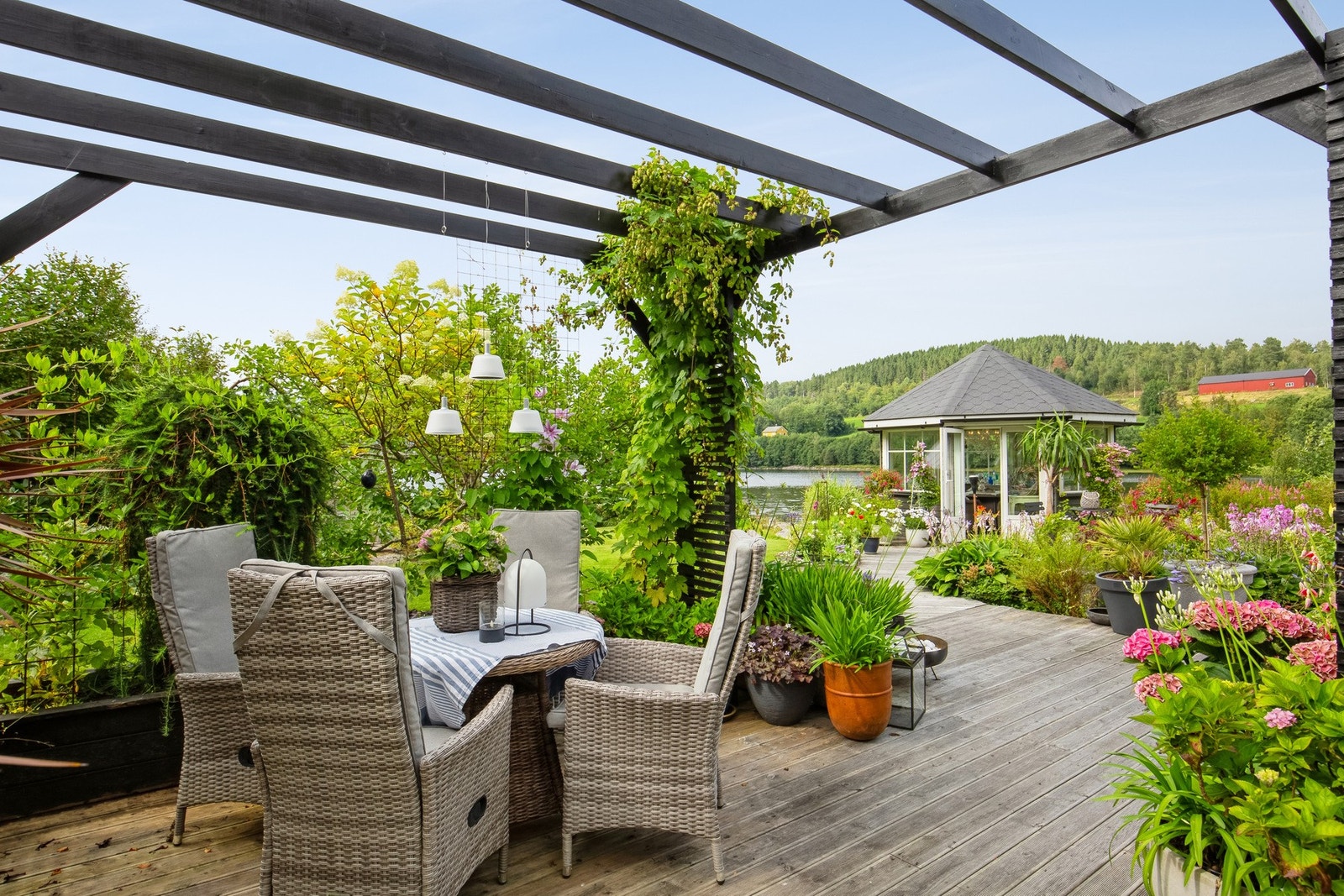 Nydelig hageområde Galleribilde