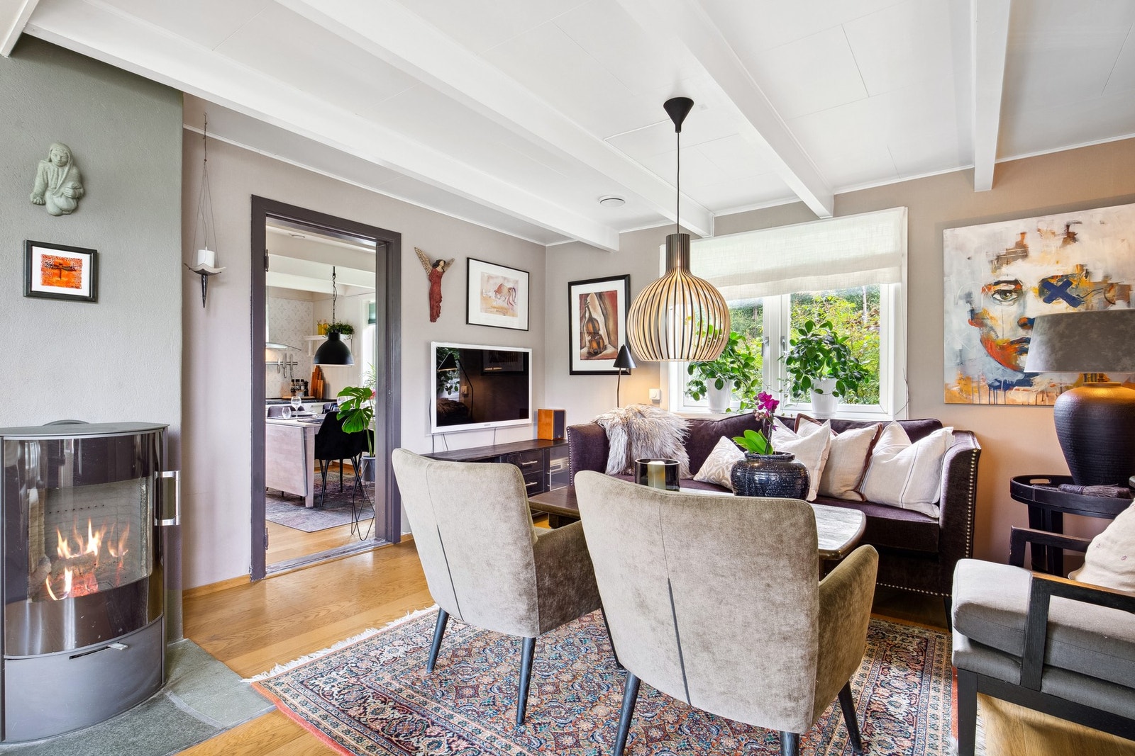 Oppvarming med vedfyring og varmepumpe Galleribilde