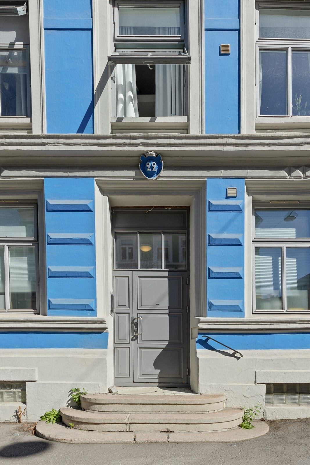 Flott fasade; hele bygget ble pusset opp i 2005. Galleribilde