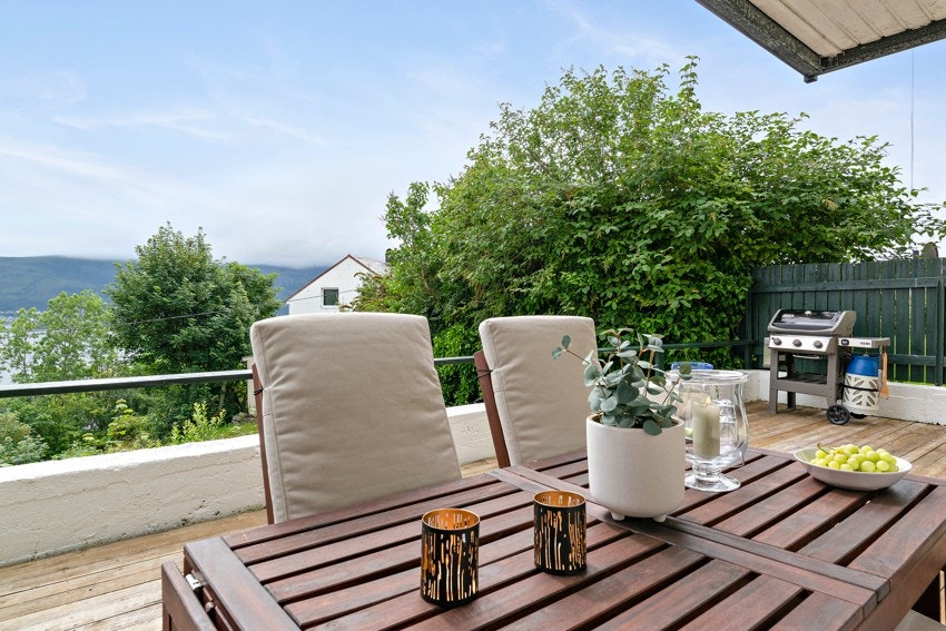 Flott utsikt fra terrassen. Galleribilde