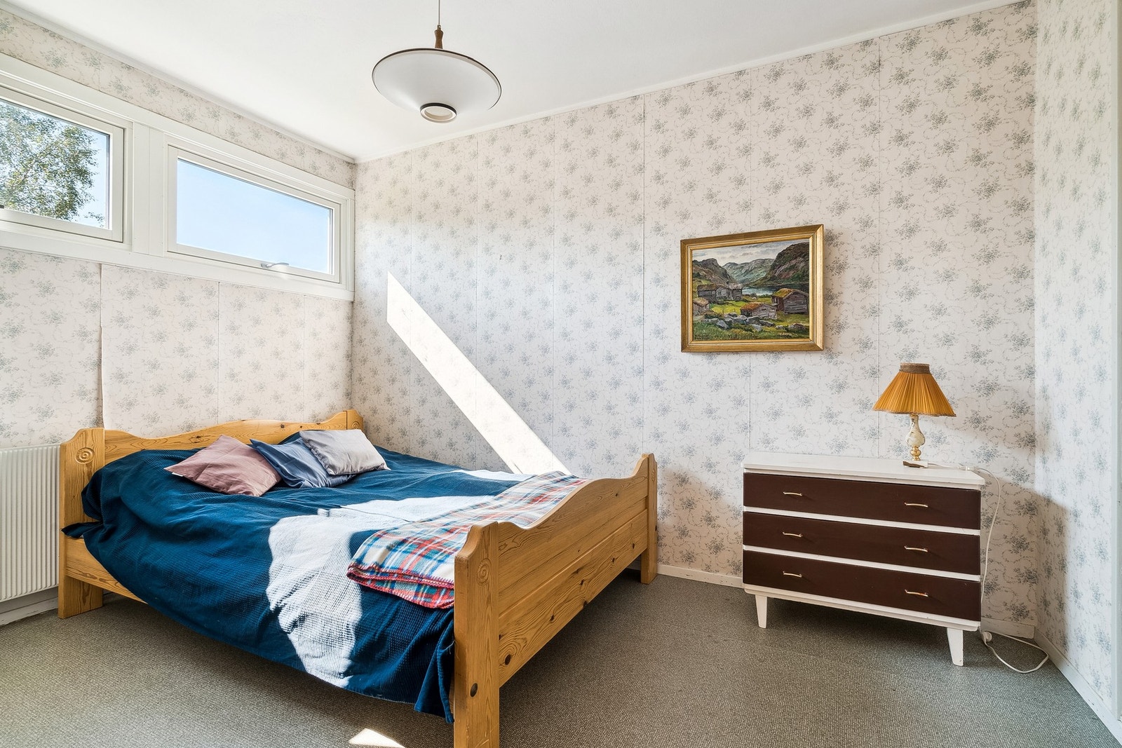Soverom inn fra stuen (ikke godkjent som soverom) Galleribilde