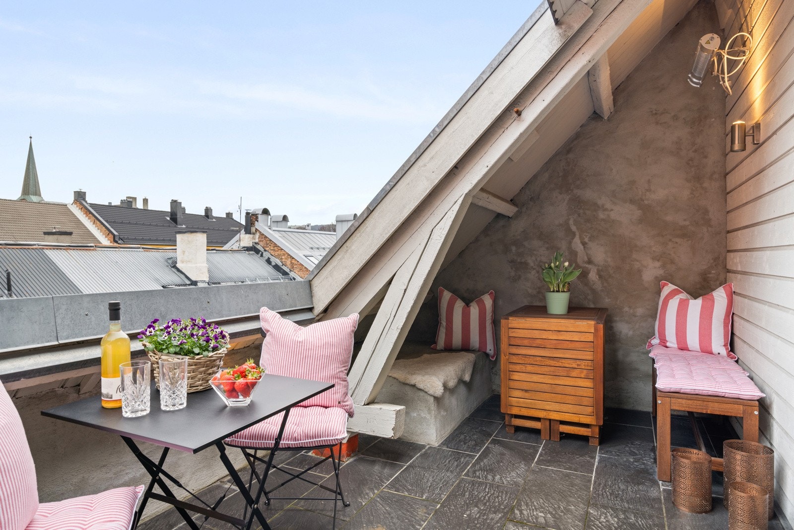 - Velkommen til Conradis gate 3 A, presentert av Eiendomsmegler MNEF/Partner Bjørnar Mikkelsen hos Schala&Partners - Galleribilde