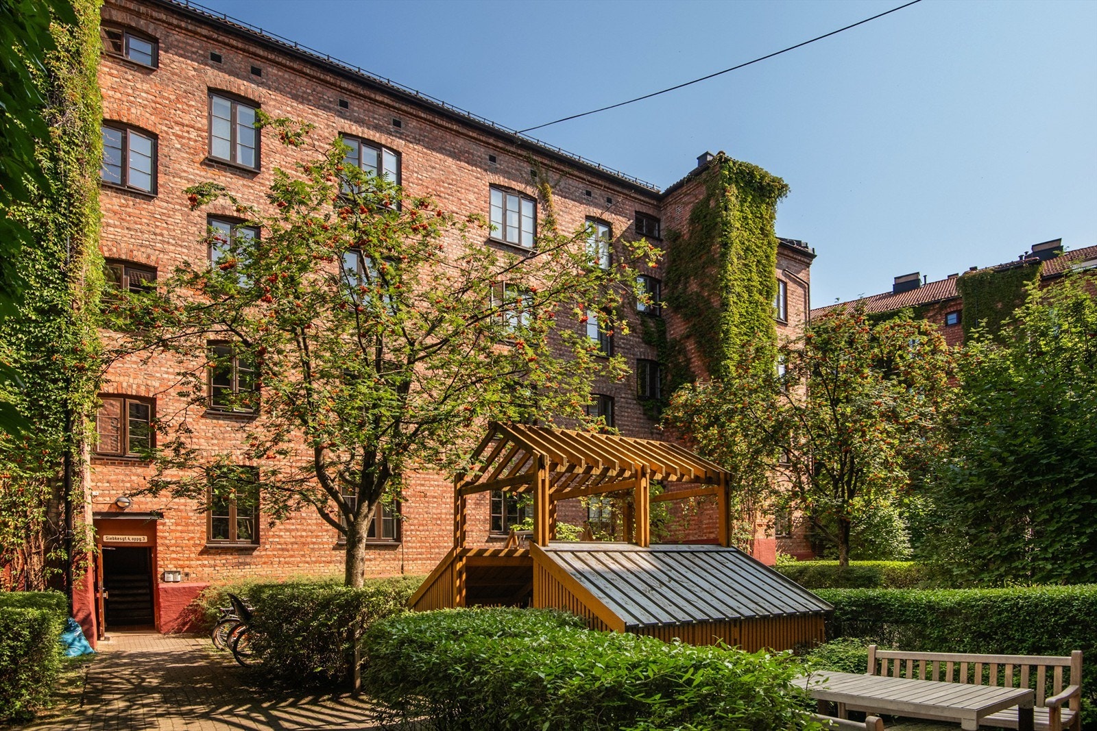 Borettslaget består av 131leiligheter og 1 næringslokaler. Galleribilde