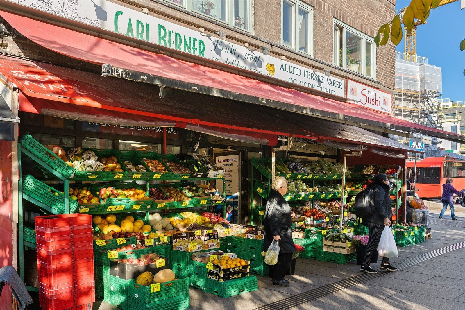 Carl Berner frukt, grønt og delikatesser. Galleribilde