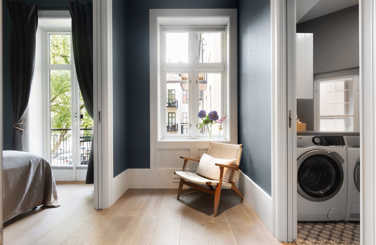 Praktisk løsning med mulighet for hjemmekontor. Galleribilde