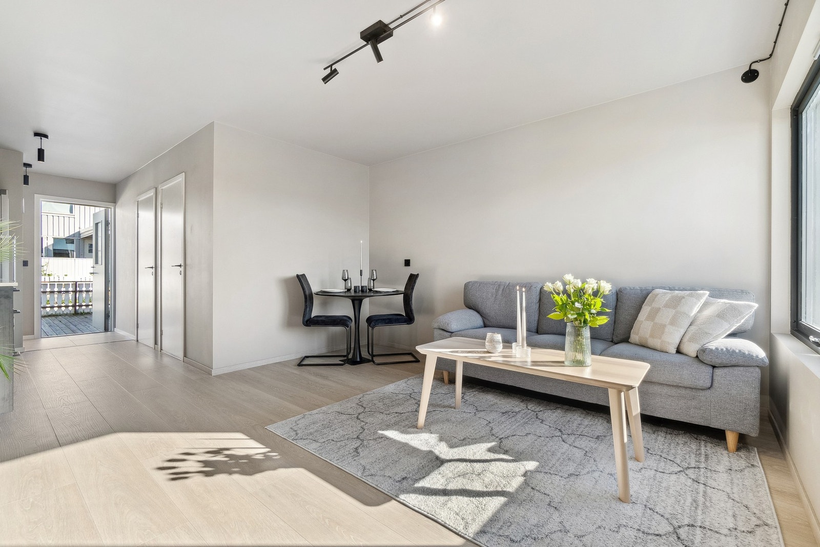 Leiligheten er renovert innvendig i 2024 Galleribilde