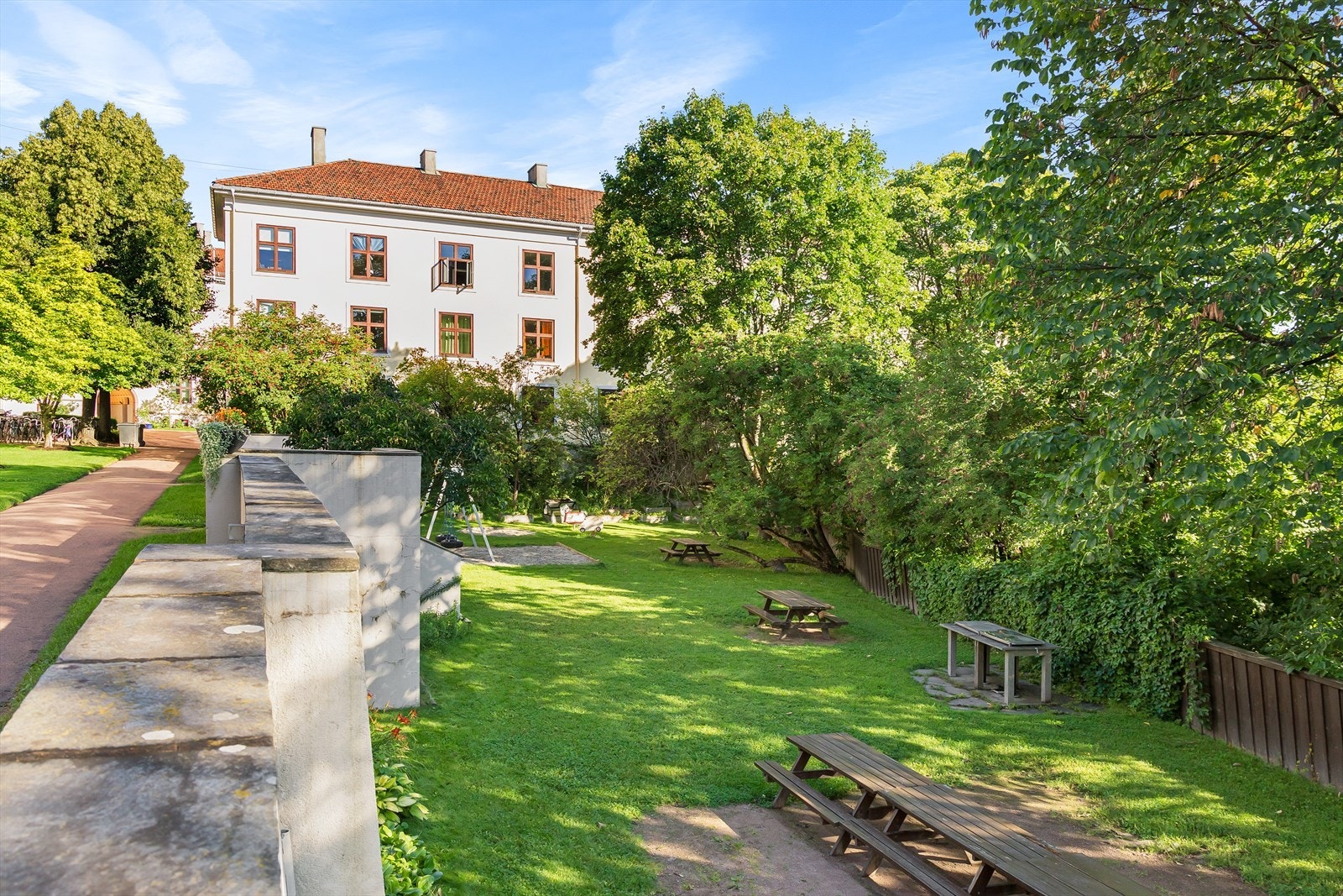 Gårdsrommet er designet av Snøhetta Galleribilde