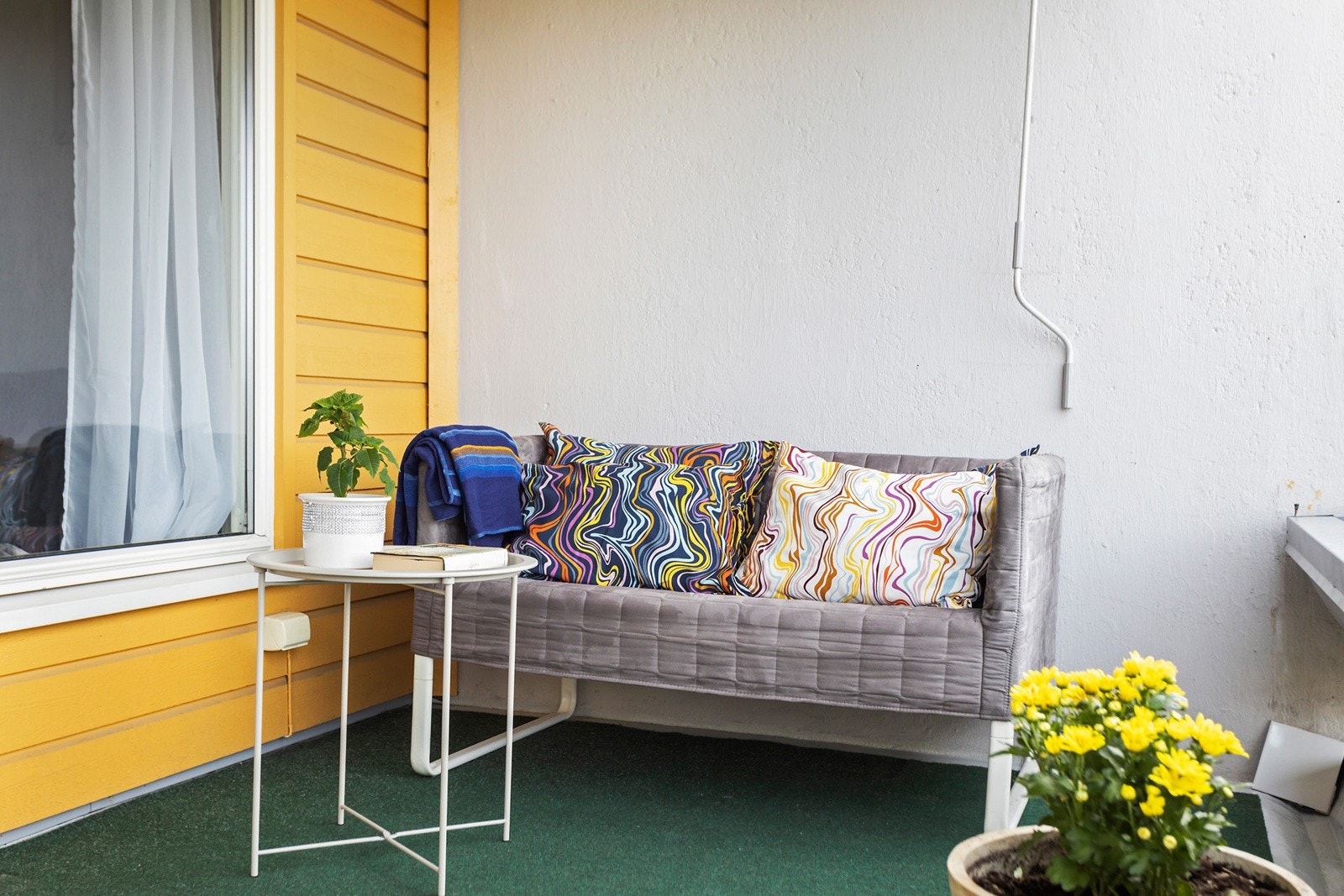 Nordvestvendt terrasse på 12m² med flott utsikt og gode solforhold. Galleribilde