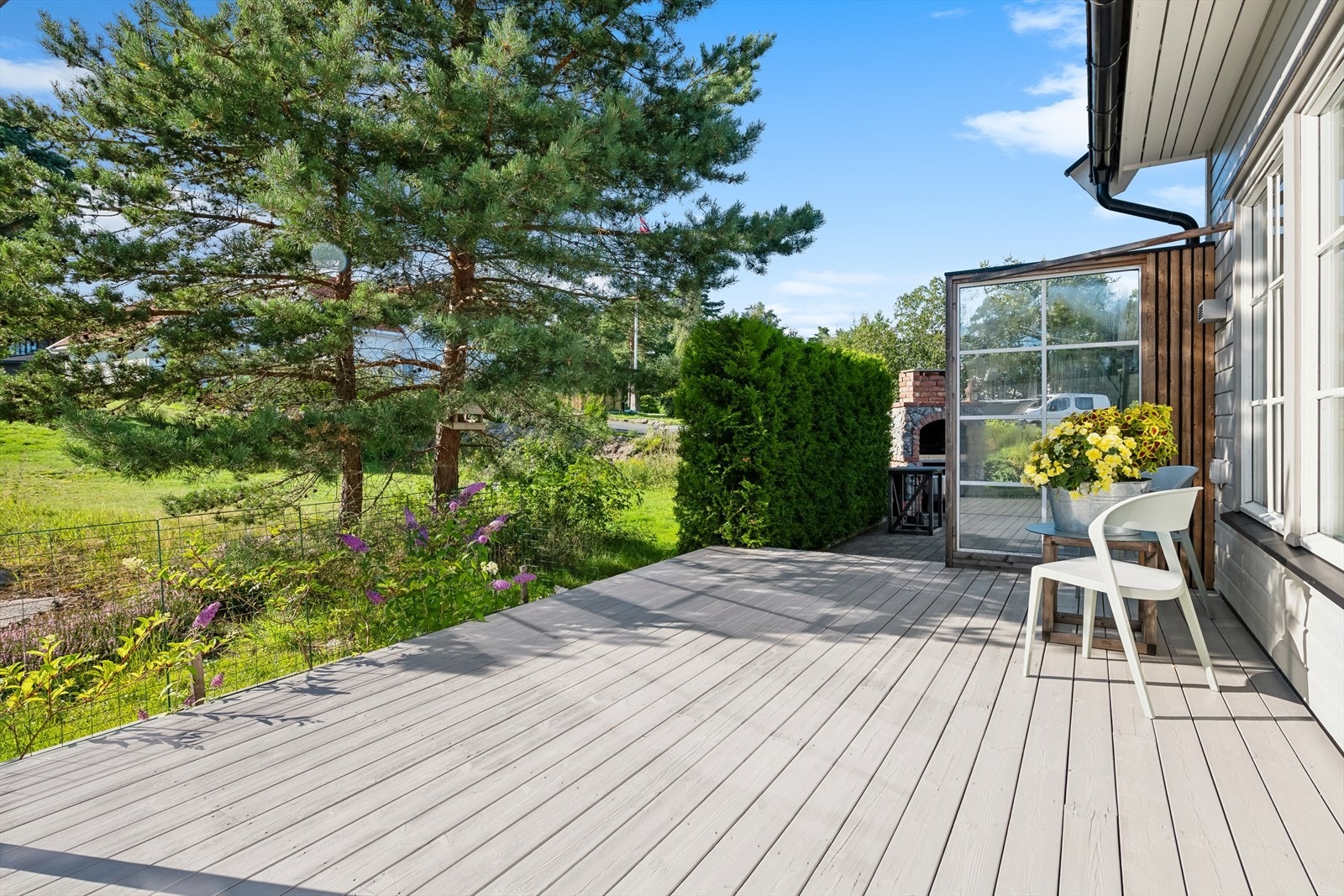 Solrik vestvendt terrasse på 29 kvm Galleribilde