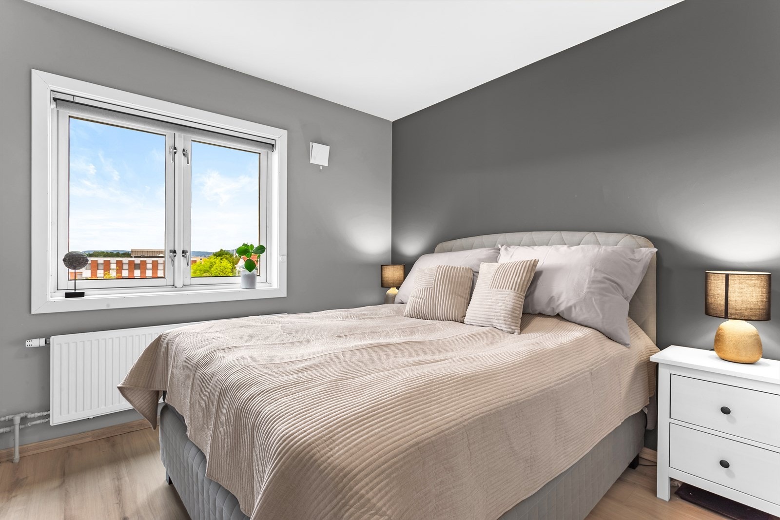 Leiligheten byr på to soverom av god størrelse. Galleribilde