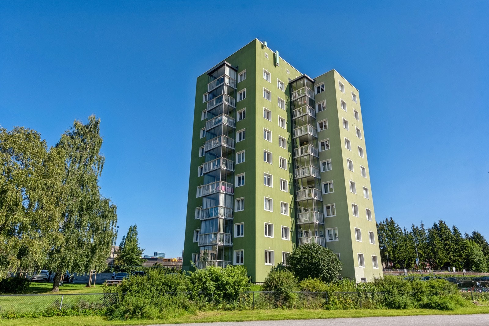 Velkommen til et veldrevet brl., med flott historikk for vedlikehold omkranset av grønne fellesområder og turområder. Galleribilde