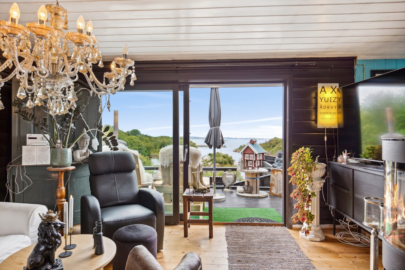 Stue med nydelig utsikt mot havet Galleribilde