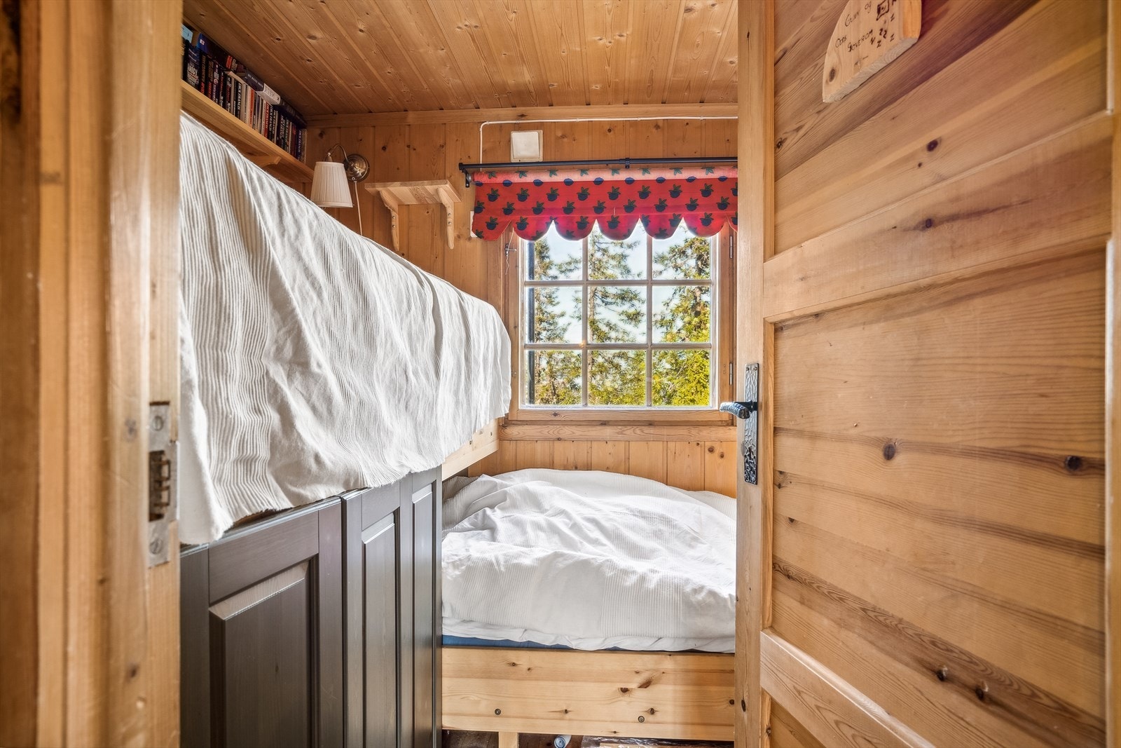 Soverom med 2 senger Galleribilde