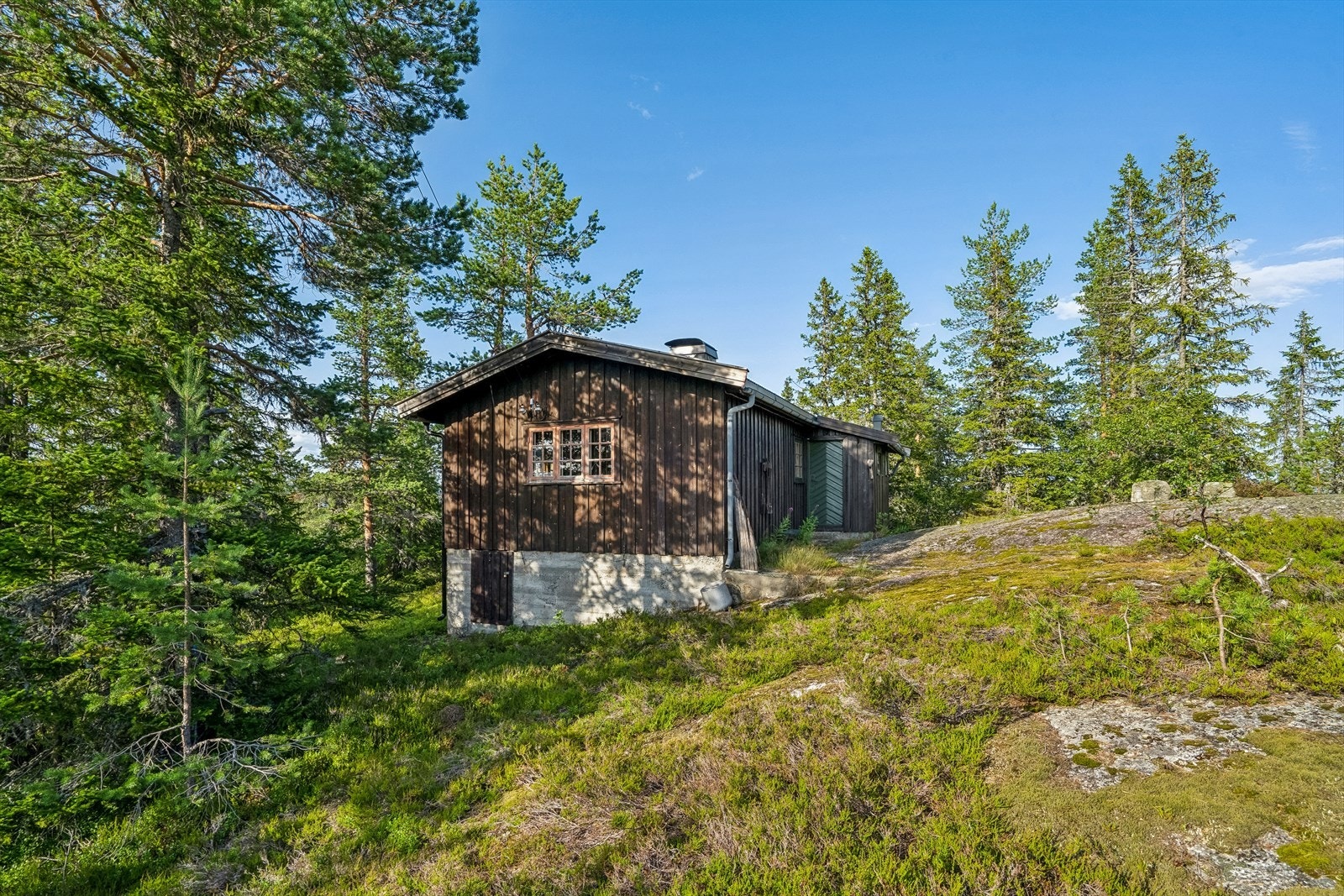 Hytta er like aktuell sommer som vinter Galleribilde