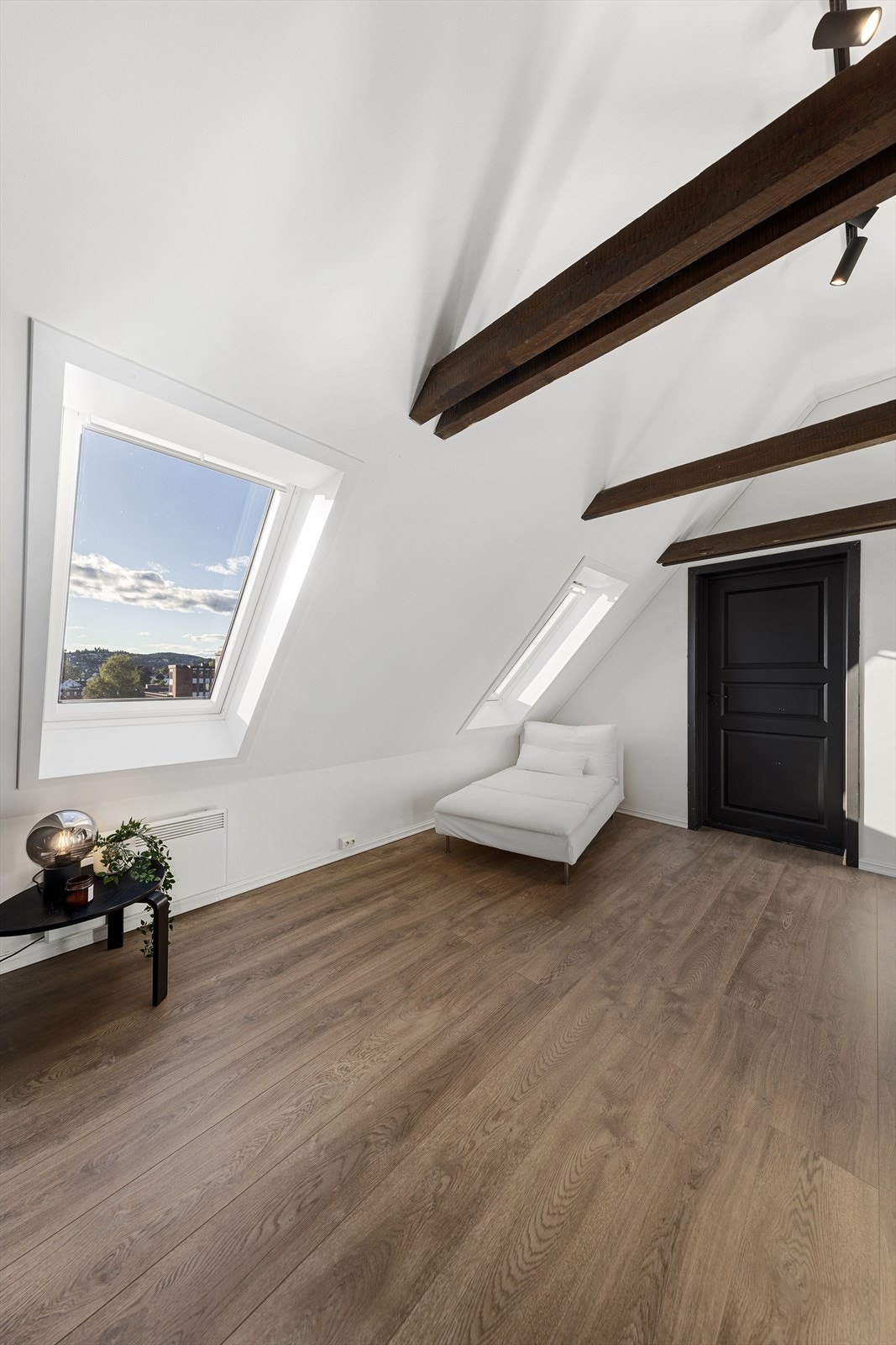 Vanvittig utsikt fra alle vinduene. Galleribilde