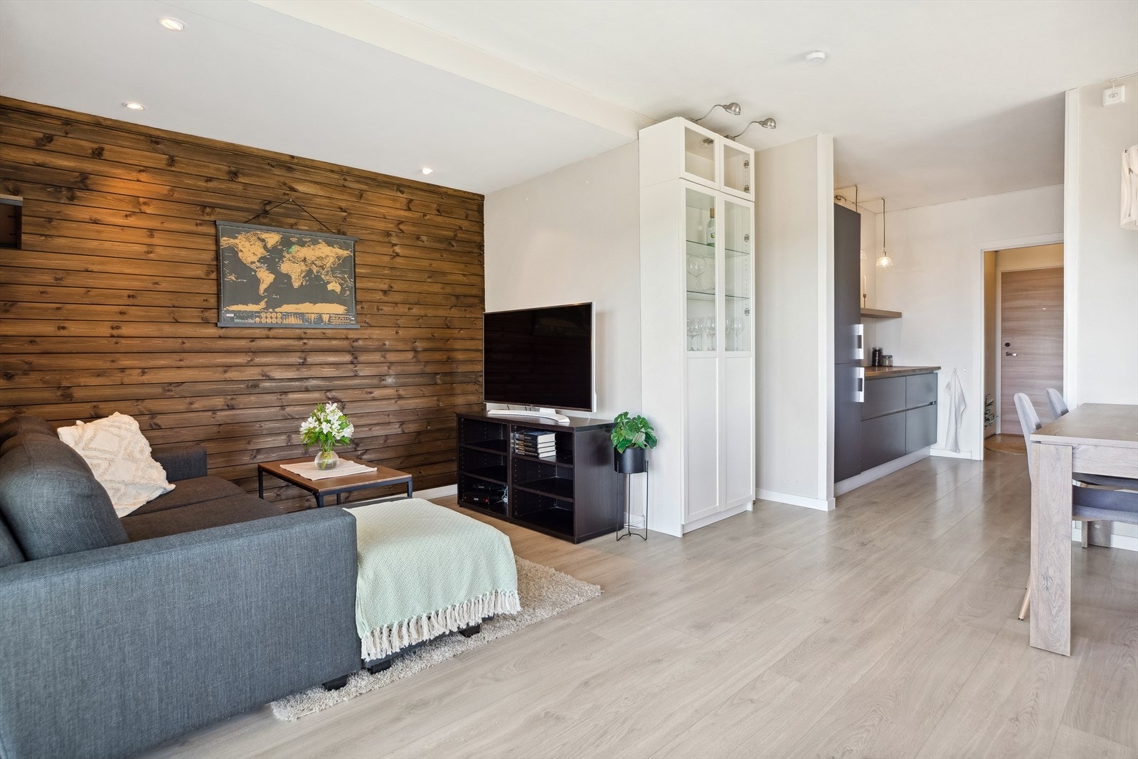 TV, internett og kommunale avgifter er inkl. i felleskostnader. Galleribilde