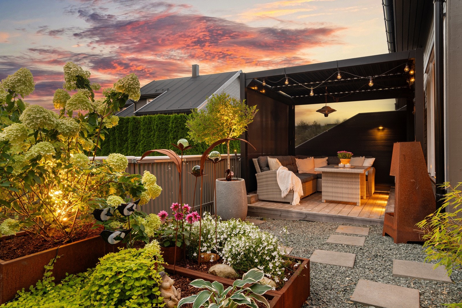 Her bor man skjermet og fint til i et rolig og barnevennlig område. Galleribilde