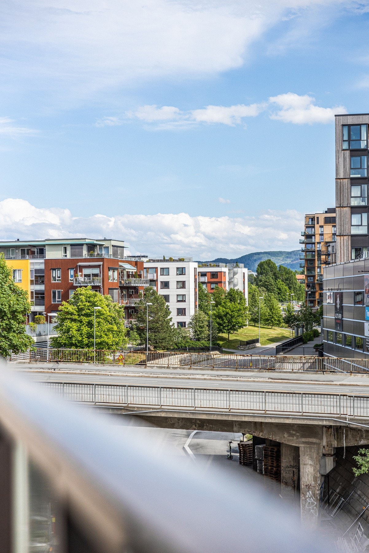 Nyhavna er et sentralt område i Trondheim med gangavstand til det du måtte trenge og gode bussforbindelser! Galleribilde