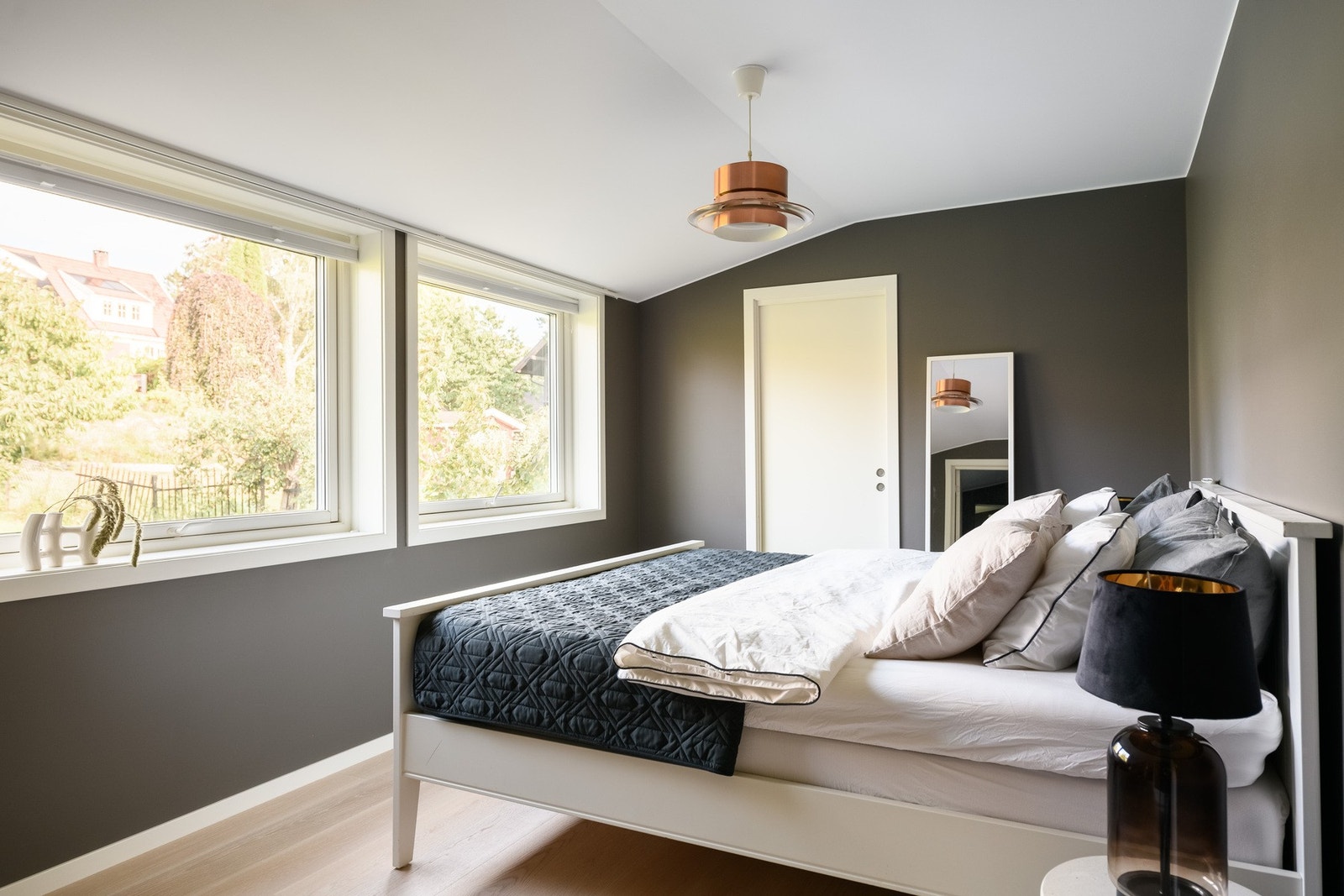 Soverom nr. 4. Galleribilde