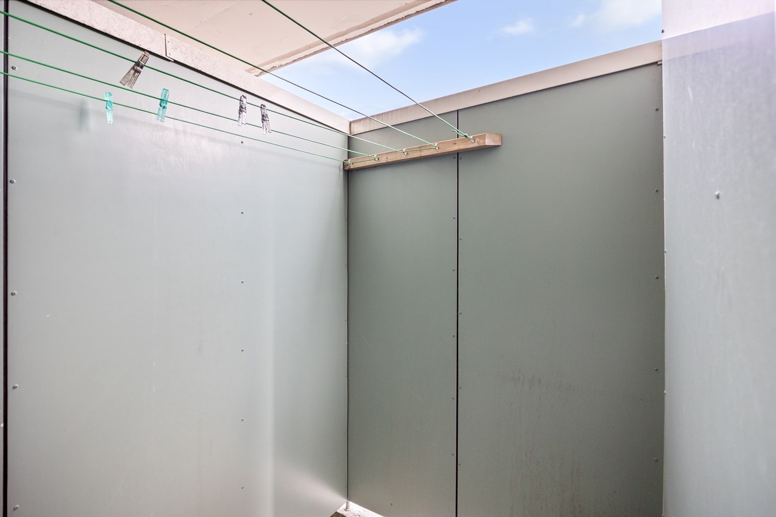 Tilgang til egen "tørkealtan" fra vaskerom Galleribilde