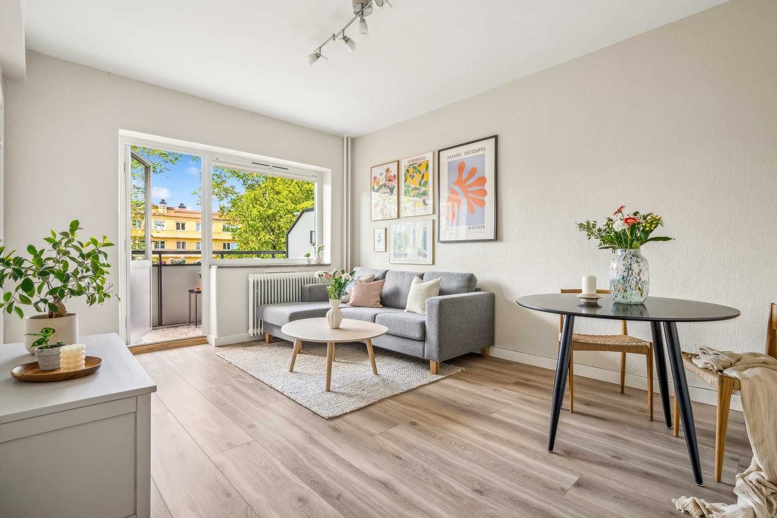 Velkommen til Schouterrassen 22! Presentert av Didrik Temte v/DNB Eiendom Galleribilde