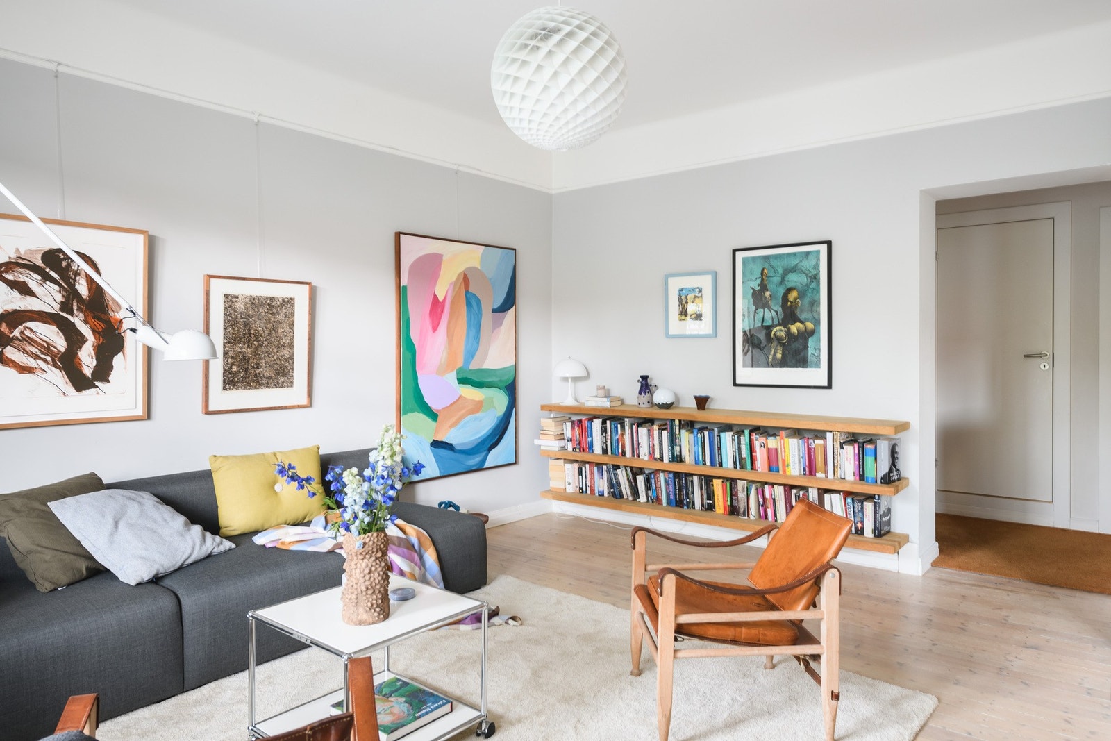 God plass til innredning og møblering. Galleribilde