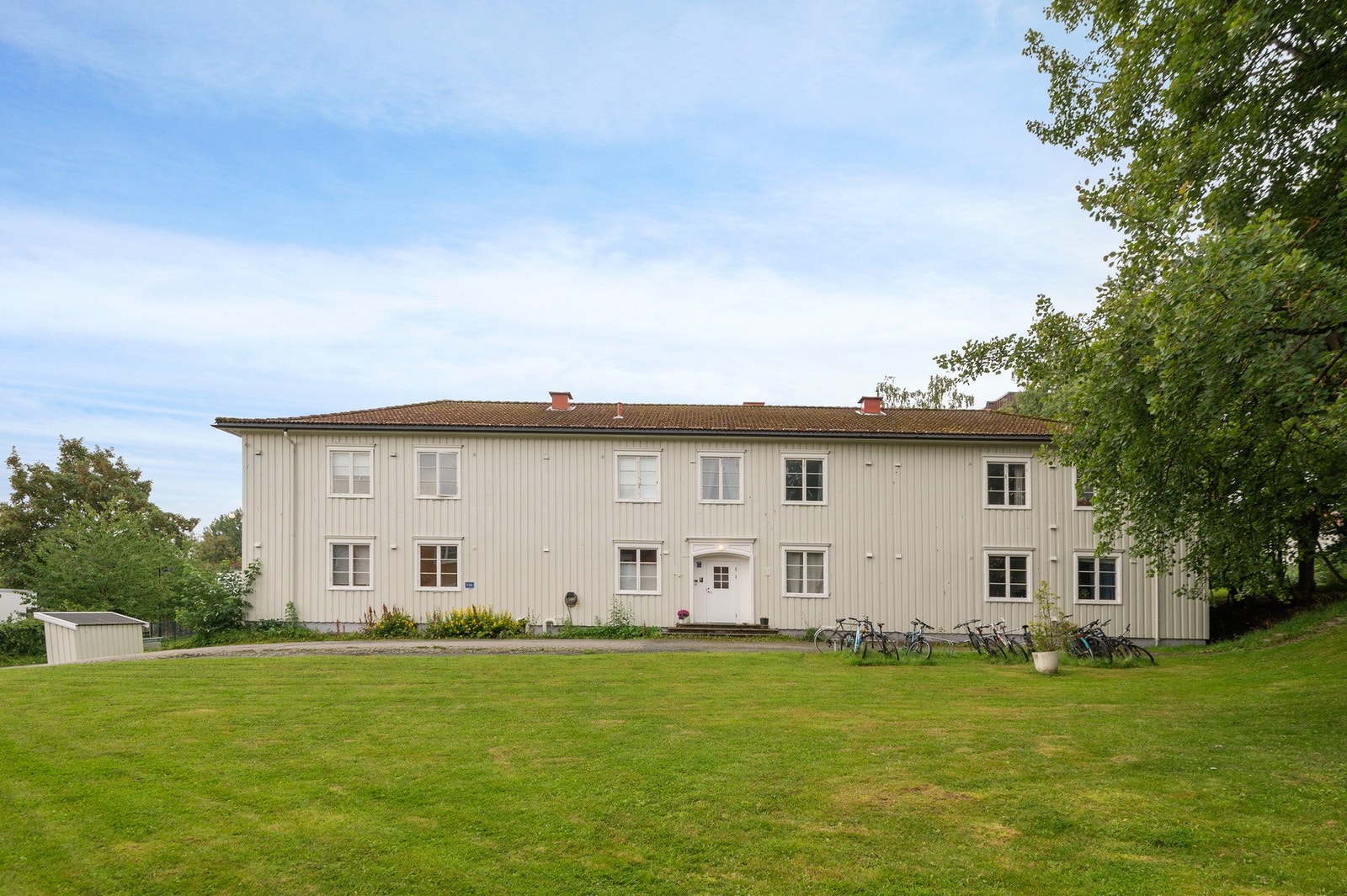 Flotte grøntdrag foran bygget Galleribilde