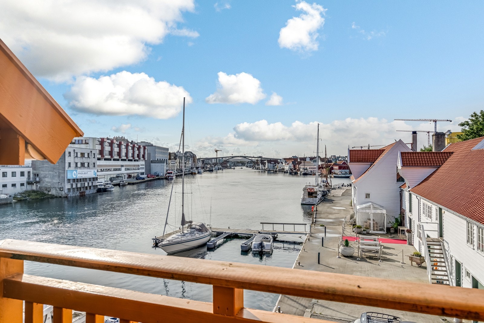 Flott utsikt fra balkong Galleribilde