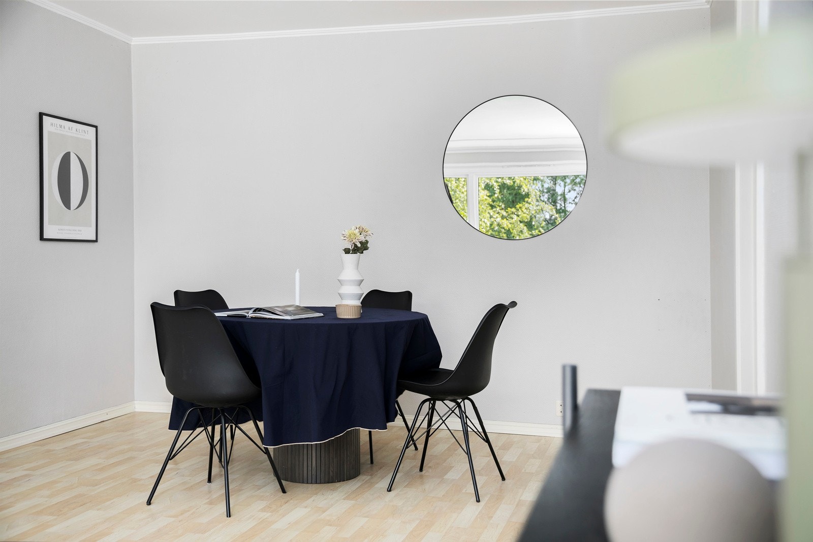 Her er det god plass til å invitere til middag, fest og hygge. Galleribilde