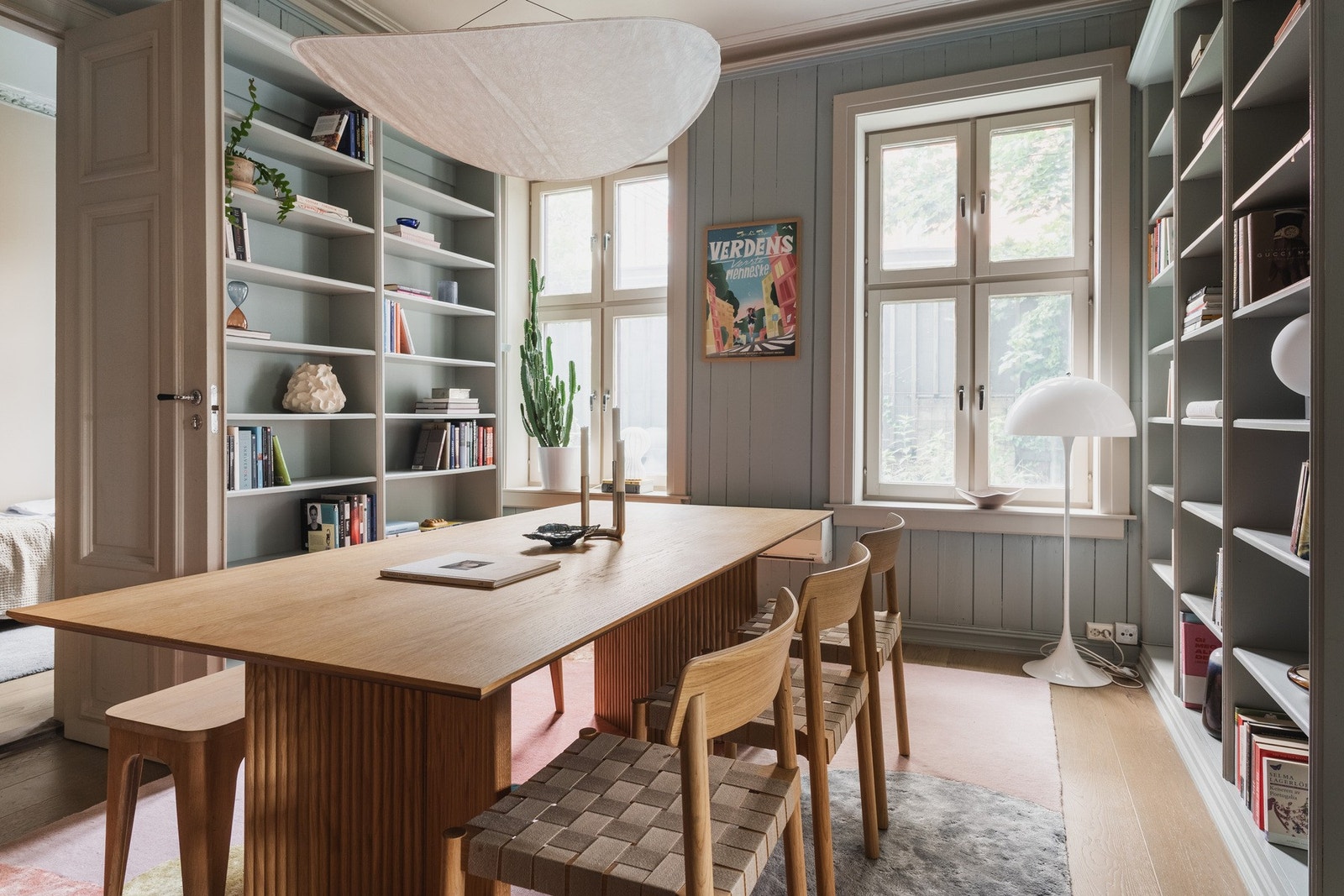 Gode lysforhold og luftig atmosfære. Galleribilde