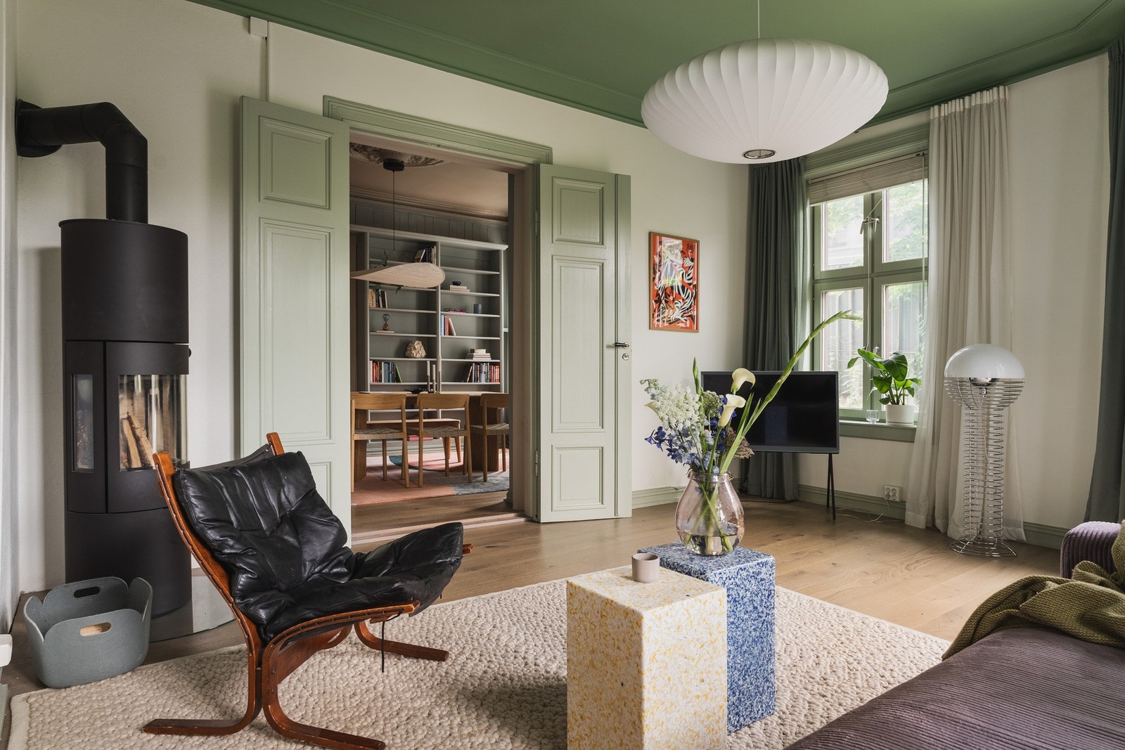 Klassisk og dekorativ 4(5)-roms leilighet presentert av Eiendomsmegler MNEF Tommy Friestad / BOA Galleribilde