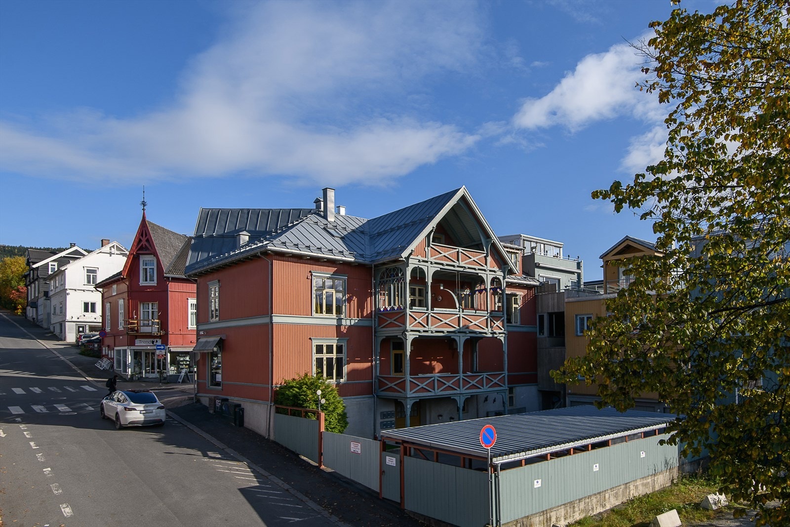 Leiligheten ligger midt i hjertet av Lillehammer sentrum. Galleribilde