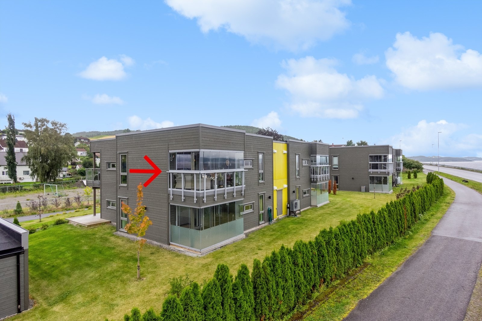 Hjørneleilighet i 2 etasje Galleribilde