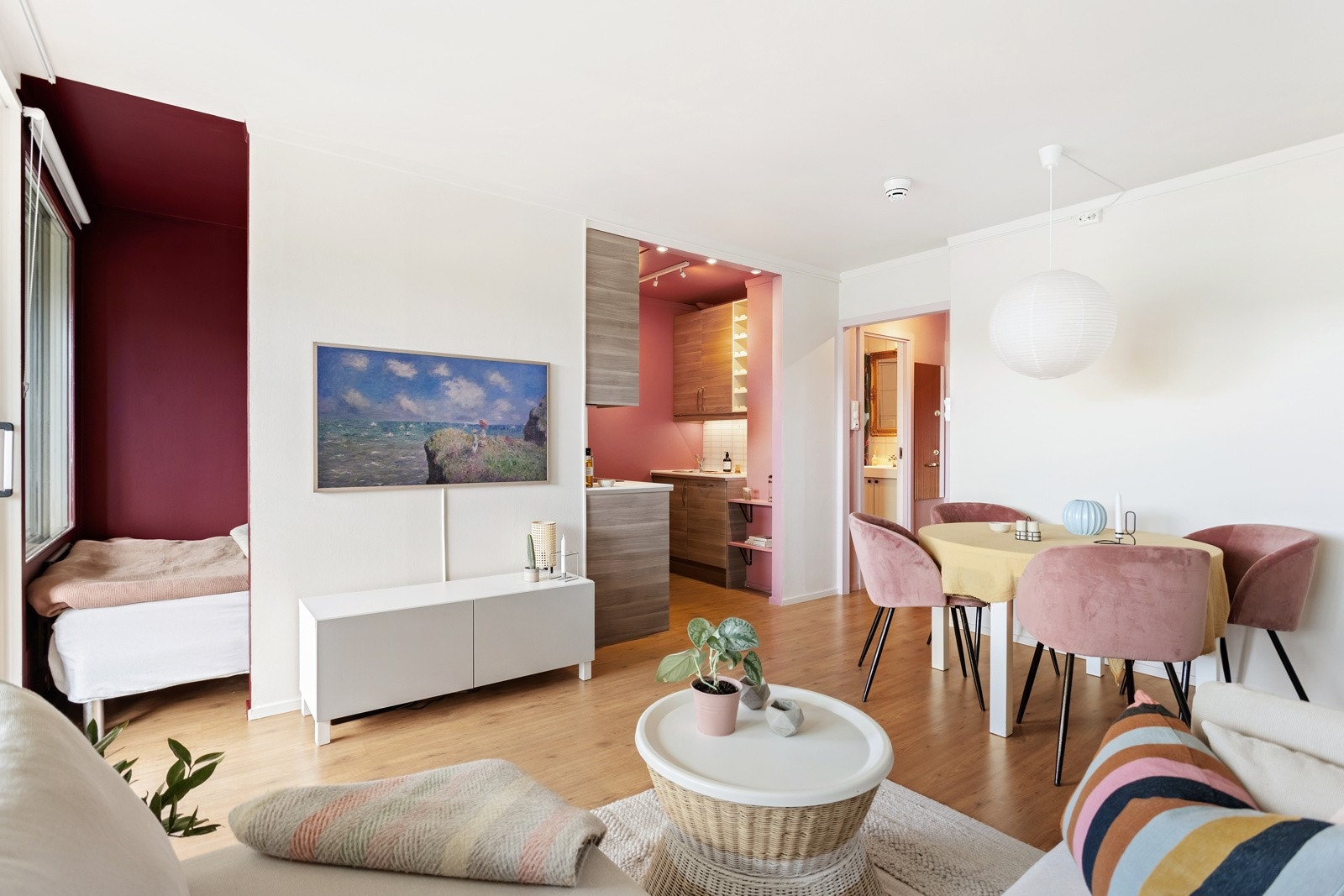 Stuen er det perfekte stedet for avslapning og sosiale stunder Galleribilde