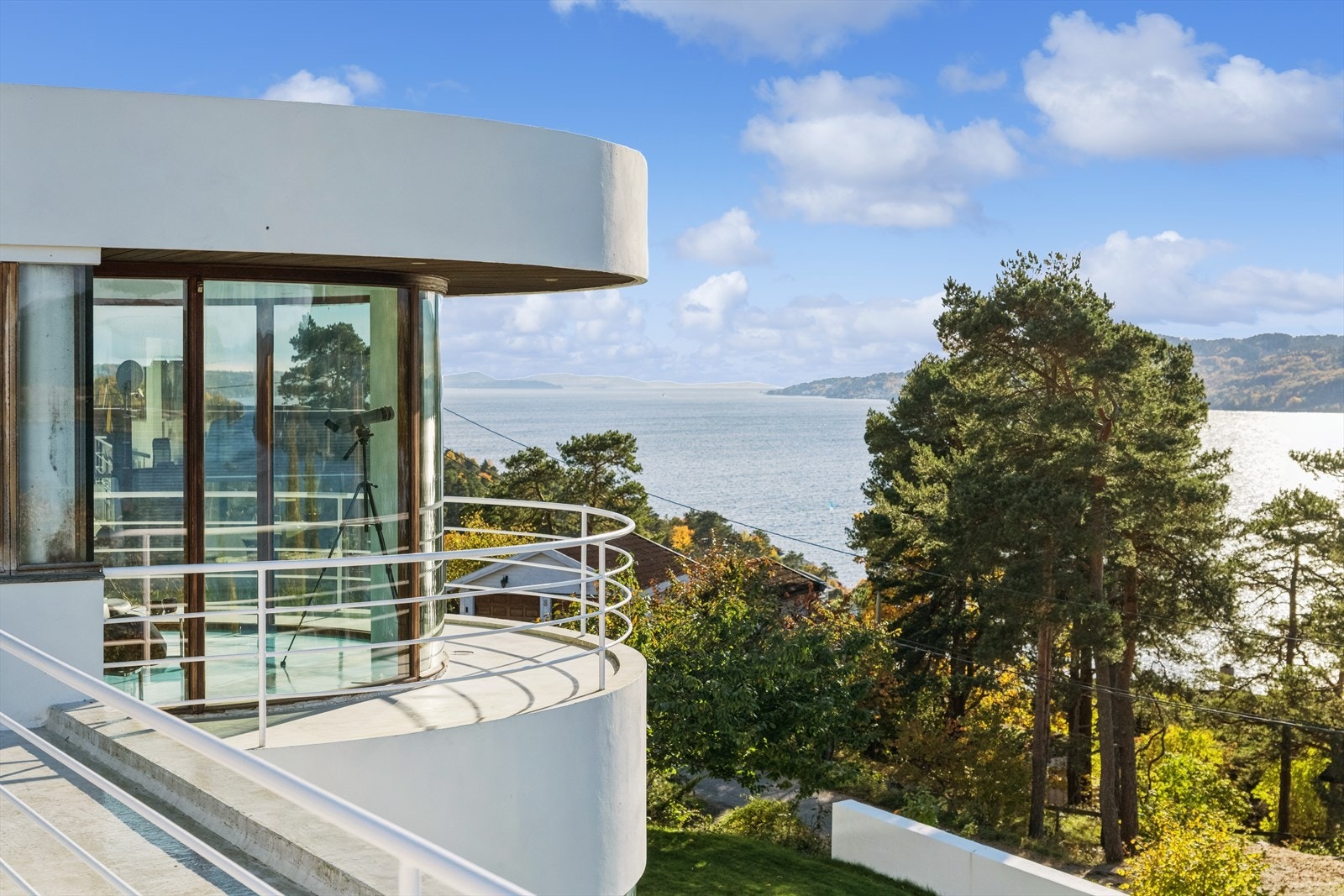 Fantastisk utsiktseiendom i blindvei! Galleribilde